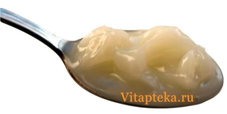 Жир сурка в ложке
